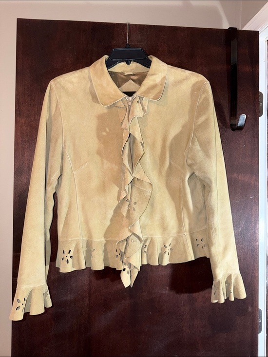 Vintage Jackets & Blazers - Vintage Relativity Tan Suede Ruffle Front Jacket